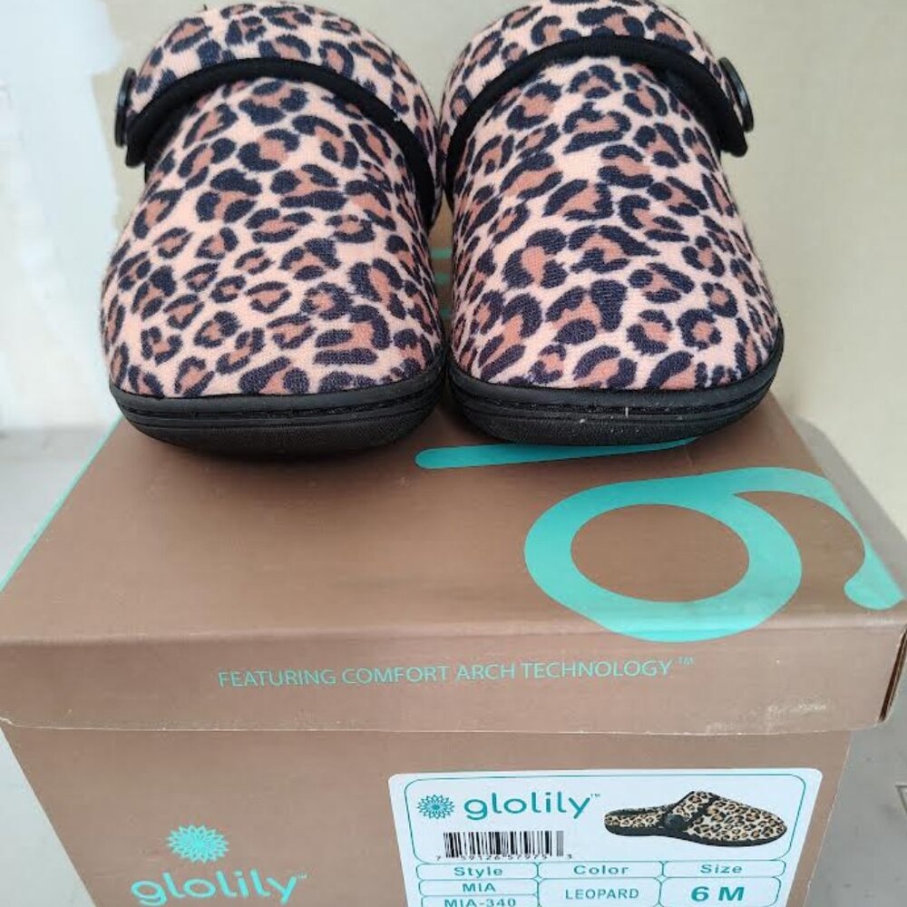 Glolily Leopard Mia Size 6 Women's Slippers